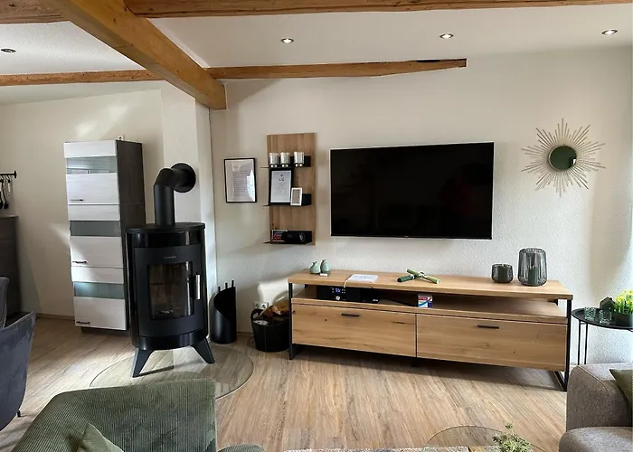 Lillis Cottage